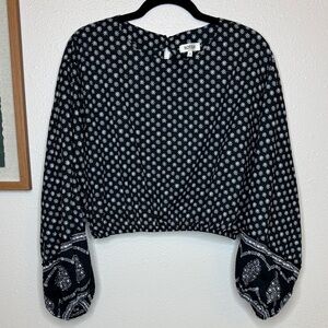 BOTEH Cropped Long Sleeve Black and White Micro Floral - Size 4